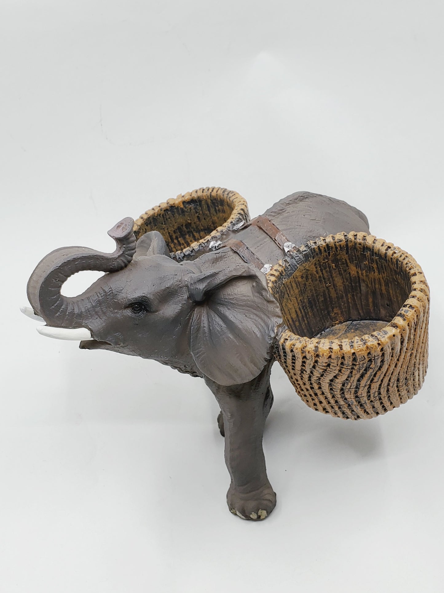 Safari Elephant Salt and Pepper Shaker - Nile Palace Treasures safari-elephant-salt-and-pepper-shaker,