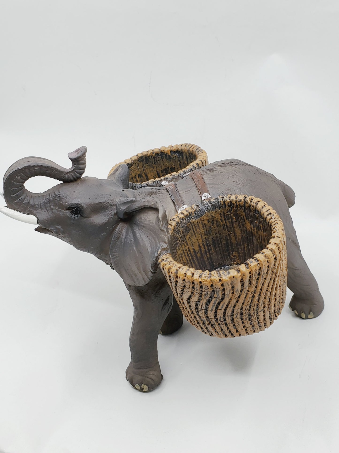 Safari Elephant Salt and Pepper Shaker - Nile Palace Treasures safari-elephant-salt-and-pepper-shaker, 